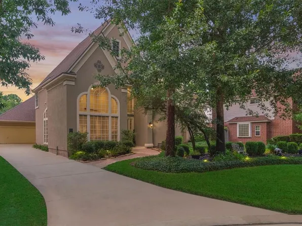 22 Gentlewind Place, The Woodlands, TX 77381