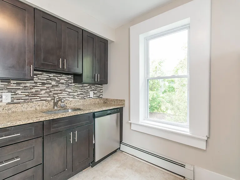 169 S Harrison St #22 — Photo 19