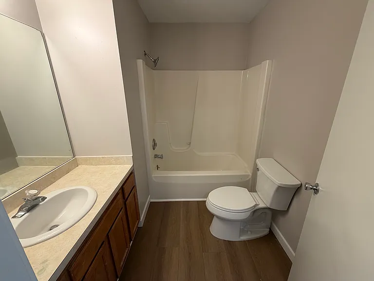 1897 Apartment Dr #7 — Photo 8
