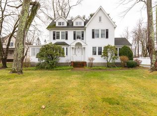 205 Beechwood Ave, Poughkeepsie, NY 12601