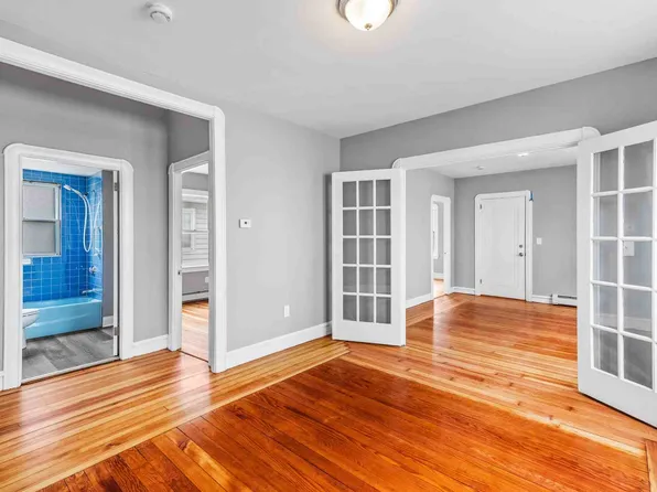100 Weetamoe St #1, Fall River, MA 02720