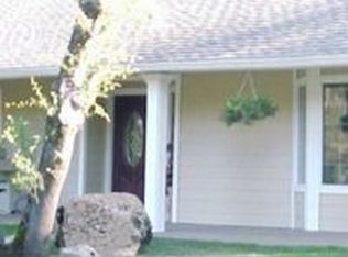 45436 Pine River Rd, Ahwahnee, CA 93601