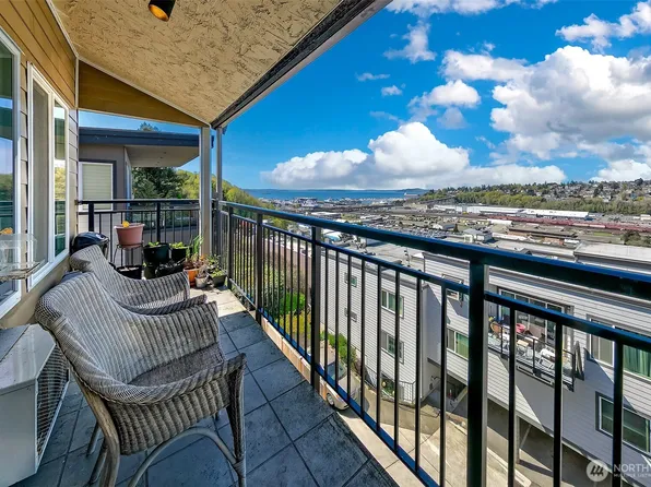 1965 12th Avenue W #401, Seattle, WA 98119