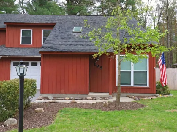 198 Thimbleberry Road, Malta, NY 12020