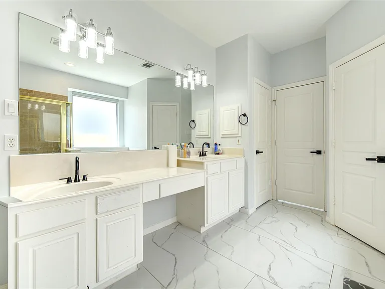 14311 Tasmania Ct — Photo 16