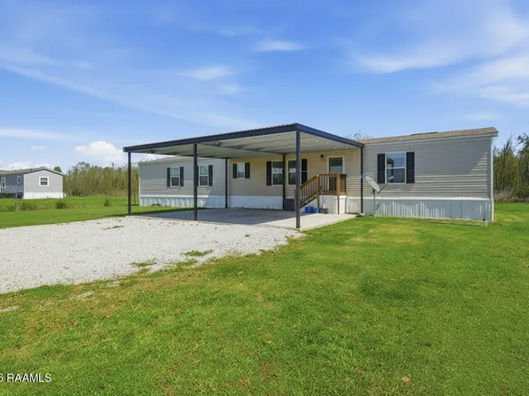 154 Bearb Rd, Sunset, LA 70584