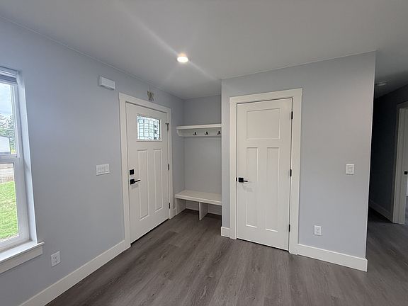 2nd image of 5318-5364 S Gilca Pl