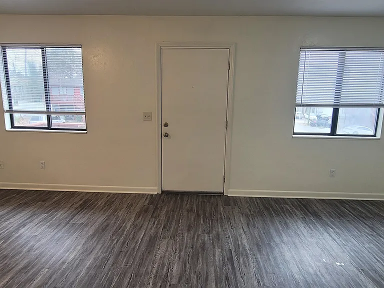 303 S Lipona Rd #101 — Photo 11
