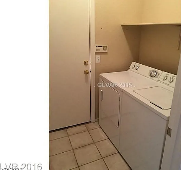 1010 Seaside Daisy Ct — Photo 14