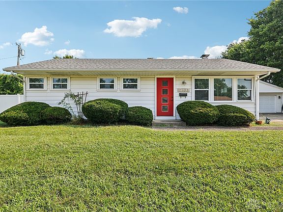2nd image of 2733 Ghent Ave