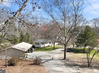 4005 Price Rd, Gainesville, GA 30506