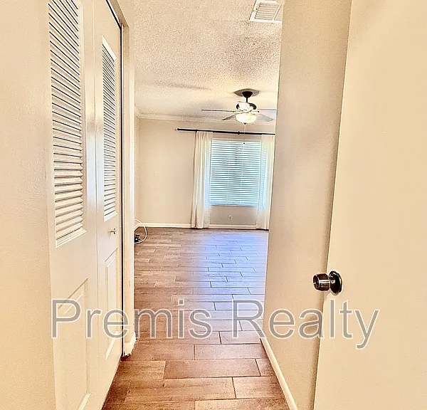 1271 Powderpuff Dr — Photo 15