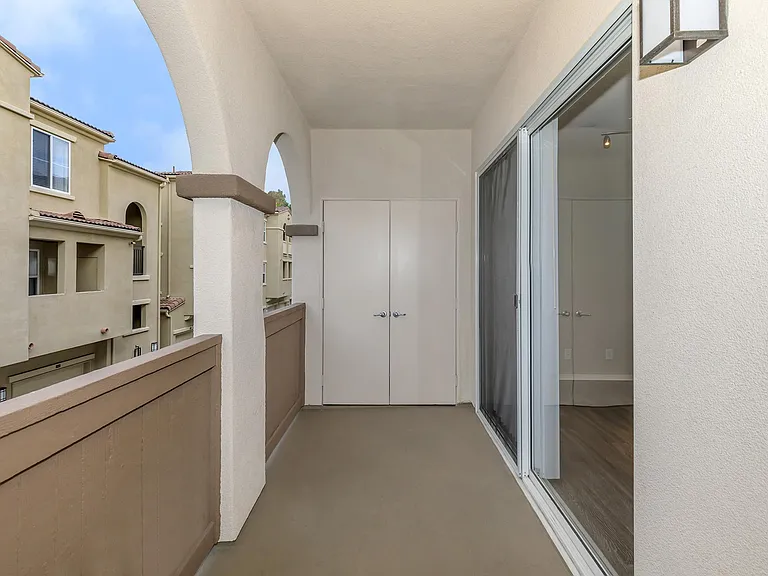 Laurel Glen Apartment Homes — Photo 43