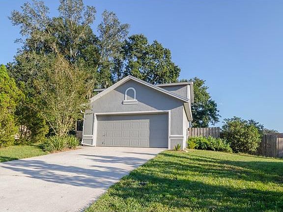 3rd image of 3824 Creek Way Ct