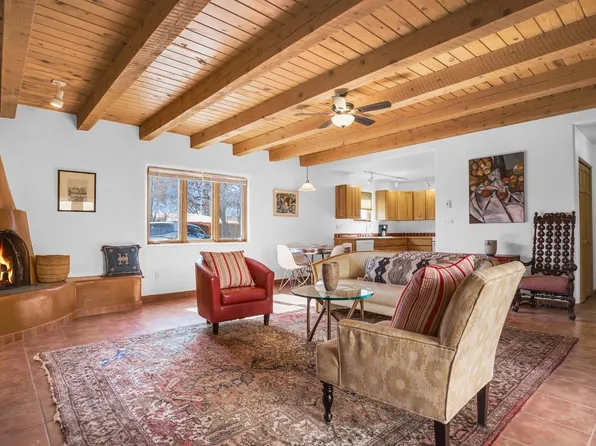 512 Acoma St #H, Taos, NM 87571