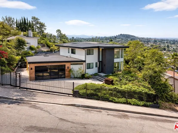 11428 Dona Lola Dr, Studio City, CA 91604