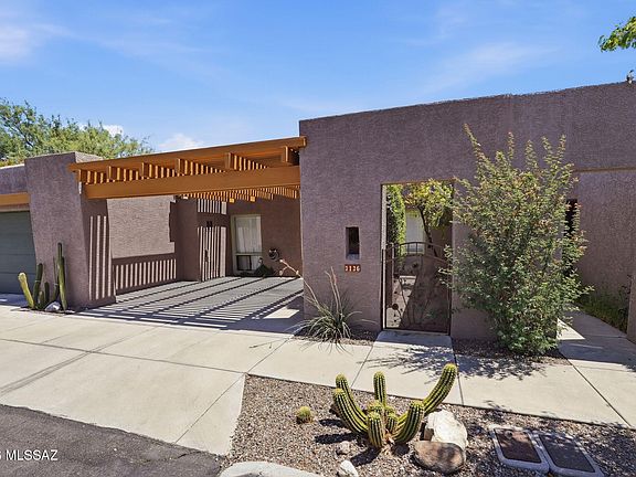 2nd image of 3136 E Macenroe Ln
