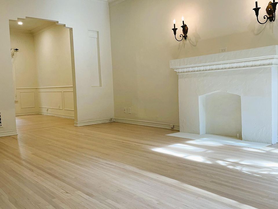 1st image of 2051 N Beachwood Dr