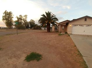 1891 E Oatman Pl, Mohave Valley, AZ 86440