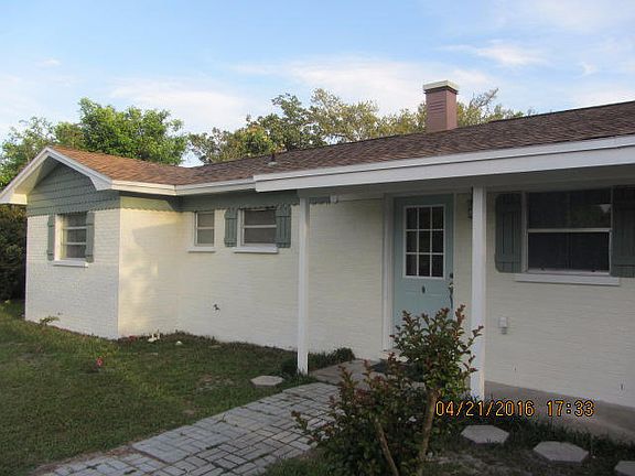 5th image of 3215 Maplewood Dr