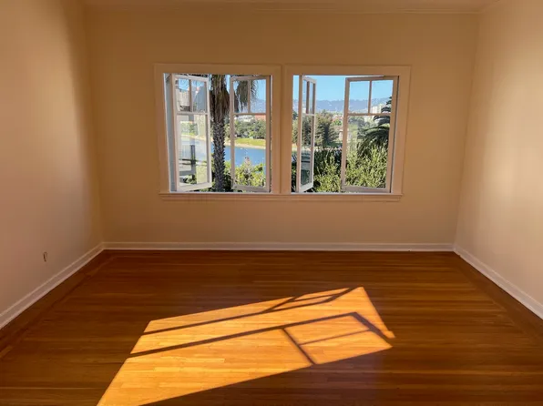 160 17th St APT 303, Oakland, CA 94612