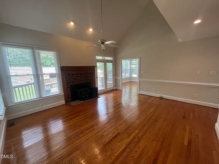 7400 Green Hope School Rd — Photo 10