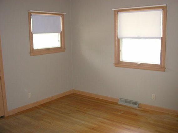 5th image of N84W15100 James Ave