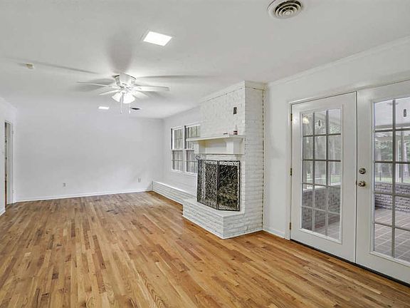 4th image of 714 Mangum Ave