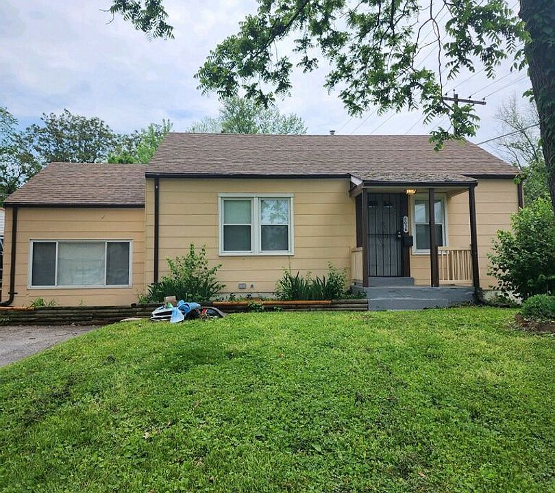 1st image of 8036 Blueberry Ln