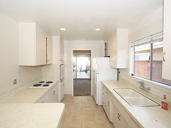 5th image of 8480 San Carlos Way