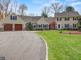 12 Red Oak Ct, Voorhees, NJ 08043
