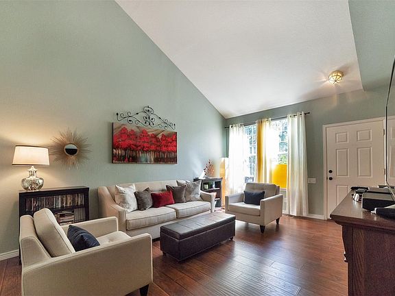 3rd image of 855 S Evanston Cir