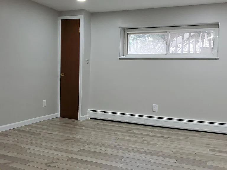450 Tappan Rd — Photo 17