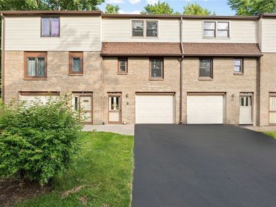 51 Woodridge Trl, Henrietta, NY, 14467