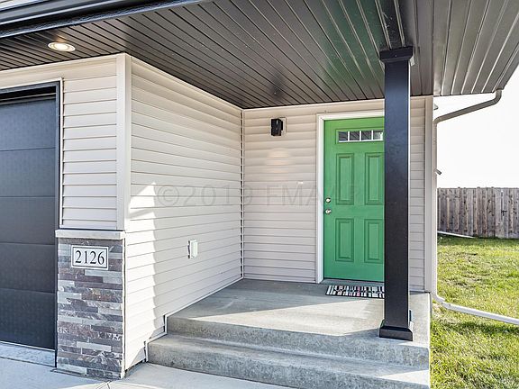 4th image of 2126 42nd St S
