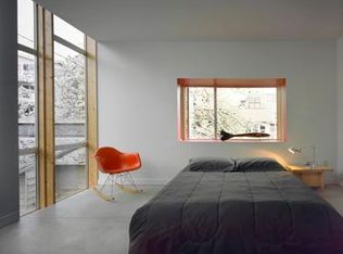 3643 Albion Pl N #B, Seattle, WA 98103