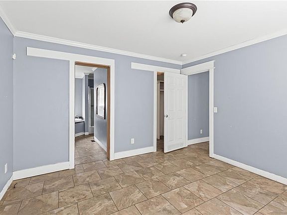 5th image of 9426 Schoener Rd