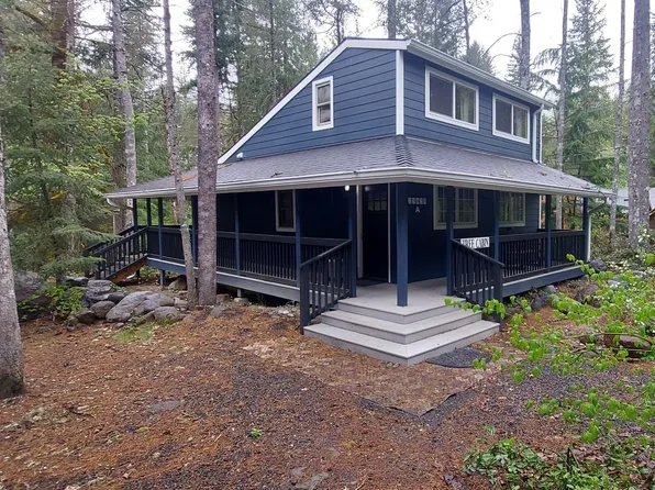 23825 E Farragut St, Welches, OR 97067