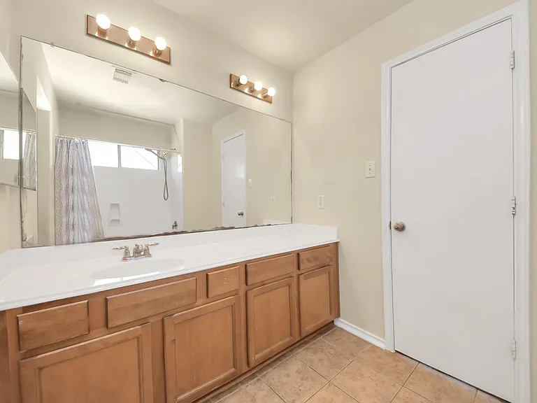 14423 Hillard Green Ln — Photo 21
