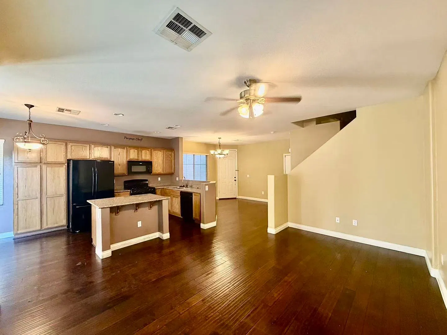 Beautiful 2-story single family home. — Photo 3