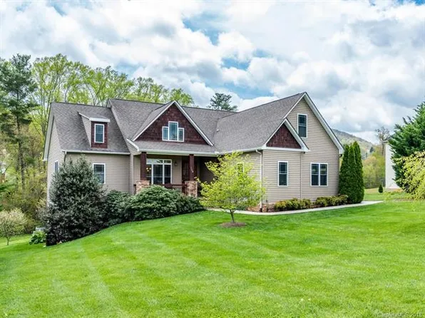 138 Odonald Rd, Asheville, NC 28806