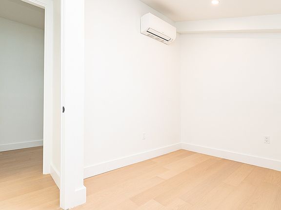 5th image of 107 S 6th St #6A