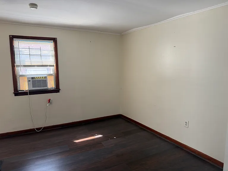 55 Halsey St #2 — Photo 11