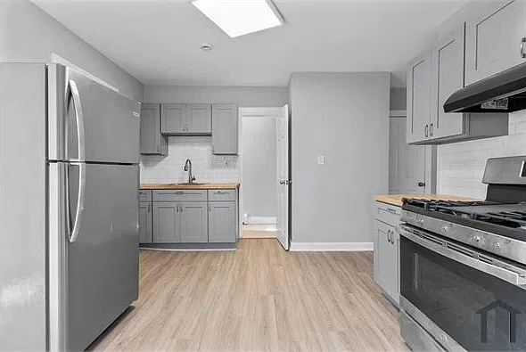 748 Maple St #1 — Photo 10