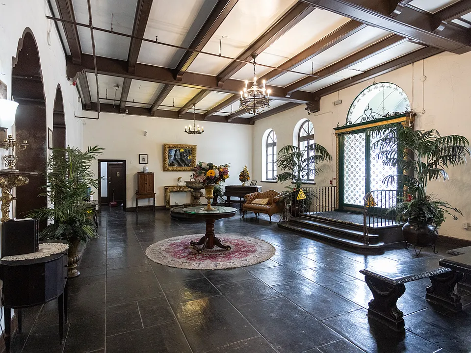 Whitley Courtyard