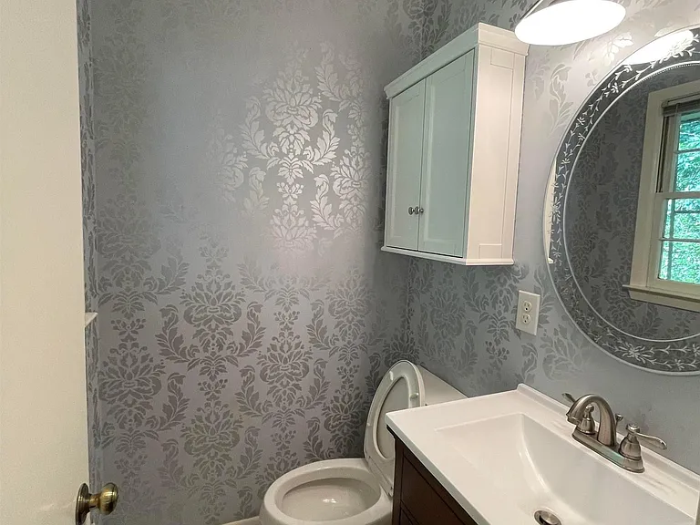 2604 Patrick Rd — Photo 10