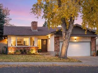 212 W Whiteview Bay NE, Calgary, AB T1Y 1R8