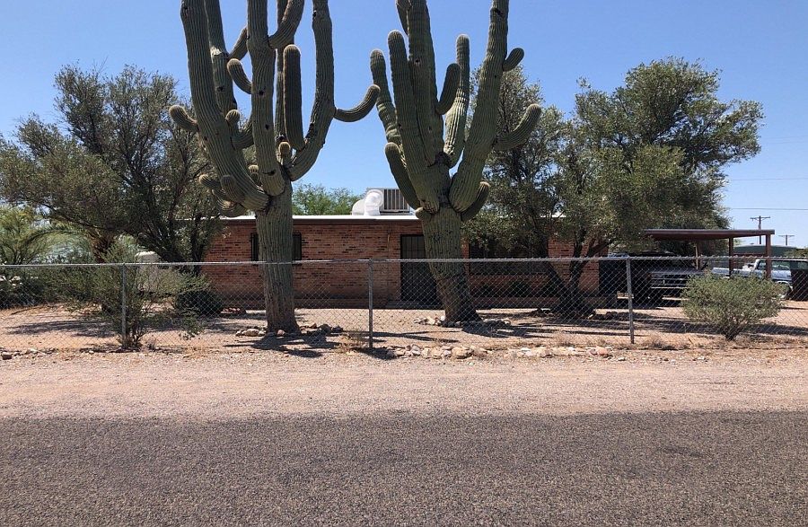 1st image of 1318 E Sunnyside Dr