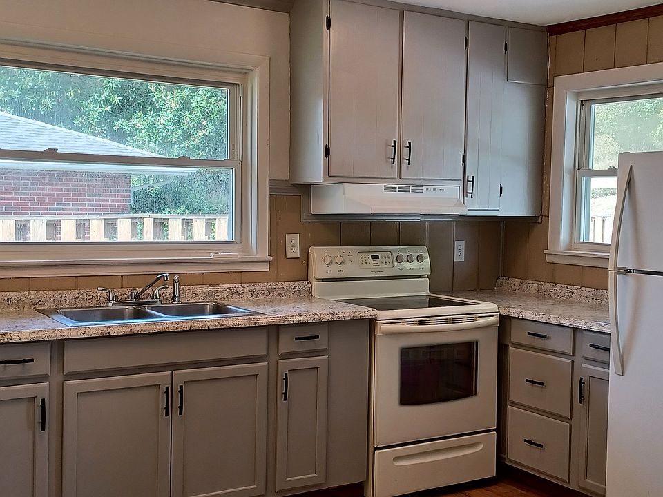 Freshly painted cabinets, new dishwasher