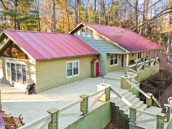 101 Harper Valley Rd, Ellijay, GA 30540